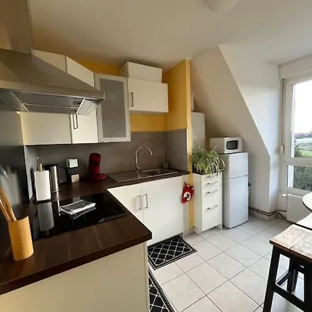 Le Nid Des Pruniers - F2 Au Calme - Parking Prive