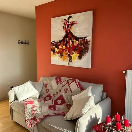 Le Nid Des Pruniers - F2 Au Calme - Parking Prive *